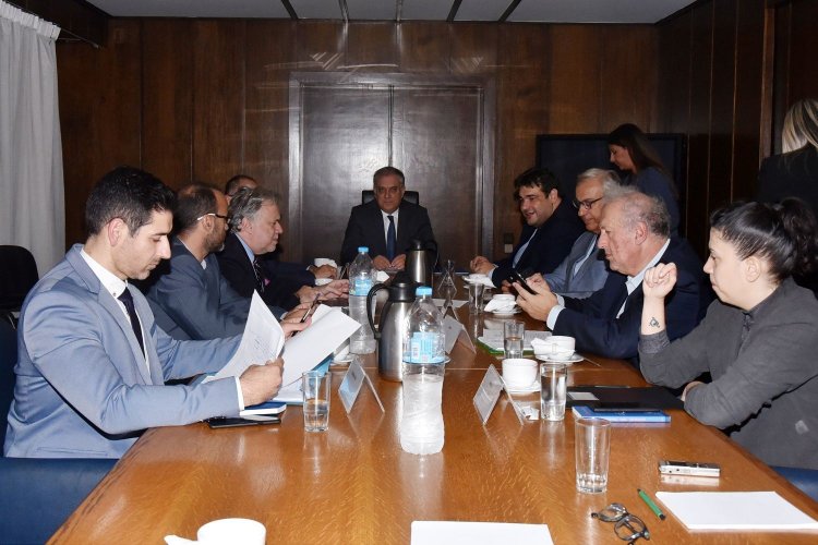 Ψήφος των Απόδημων Ελλήνων: Ευρύτατη Συμφωνία επετεύχθη στη διακομματική επιτροπή