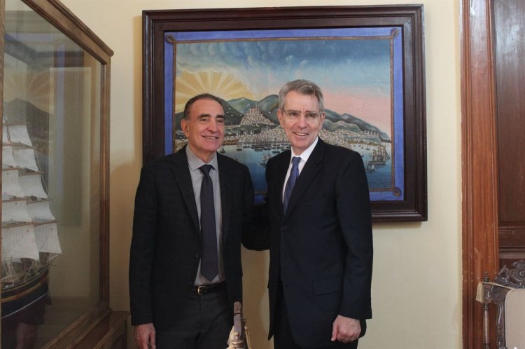 Συνάντηση Νίκου Λειβαδάρα με τον Geoffrey R. Pyatt και στελέχη της Αμερικανικής Πρεσβείας