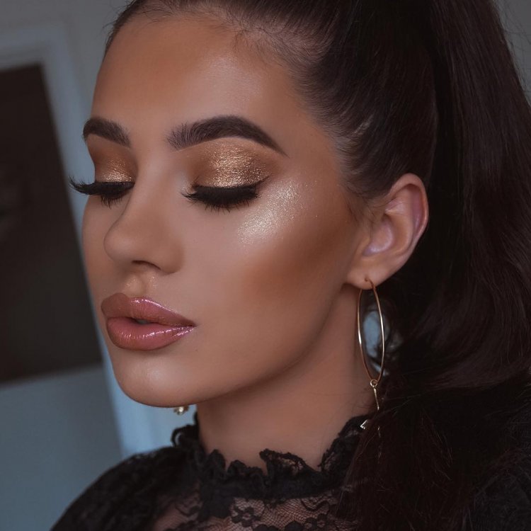 Το Απόλυτο μακιγιάζ των Γιορτών!!