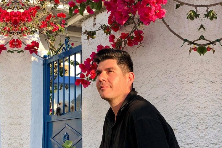 Μήνυμα και Ευχές του Μιλτιάδη Ατζαμόγλου στους Μυκονιάτες για το Νέο Έτος