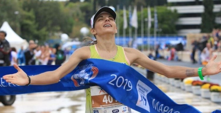 Η Ελευθερία Πετρουλάκη του Α.Ο. Μυκόνου στο Ίτεν της Κένυας για το βασικό στάδιο της προετοιμασίας της