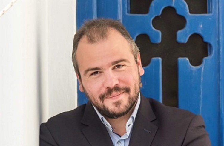 Ο Φ. Φόρτωμας αποκλείει το ενδεχόμενο επέμβασης των ΜΑΤ στην Τήνο και ζητά αναθεώρηση στο Ειδικό Χωροταξικό Πλαίσιο για τις ΑΠΕ