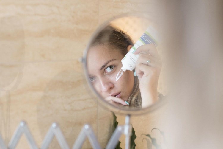 ΕΟΦ: Προσοχή!! Αναστέλλεται τζελ για δερματοπάθειες, ως ύποπτο για καρκινογενέσεις!!