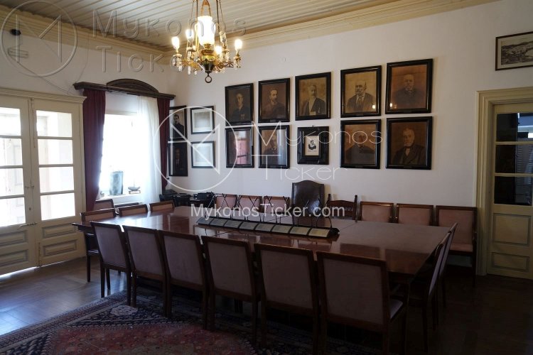 Μύκονος : Με 17 θέματα στην ημερήσια διάταξη συνεδριάζει το Δημοτικό Συμβούλιο