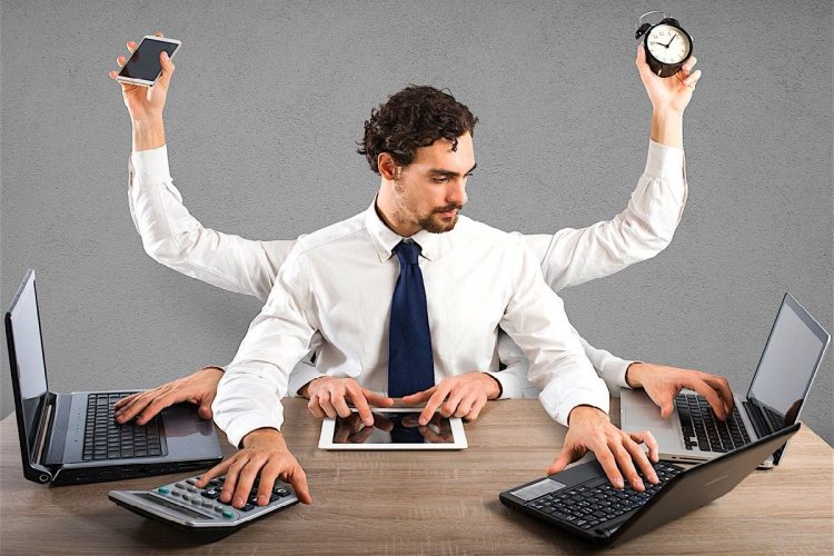 Πόσες ώρες είστε online; Αλήθεια χωρίς να είμαστε online, πλέον δεν μπορούμε να ζήσουμε…;