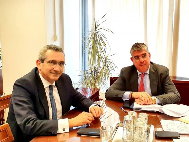 Οι εξέχουσες επιδόσεις στην αξιοποίηση πόρων του ΕΣΠΑ  και η αναγκαία στελέχωση της Περιφέρειας, στην συνάντηση Χατζημάρκου - Τσακίρη