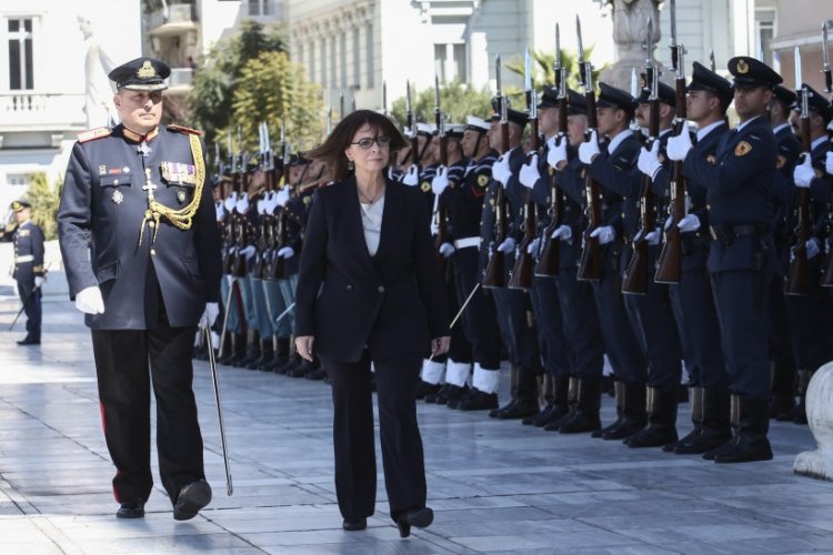 Κατερίνα Σακελλαροπούλου: Ορκίστηκε η Πρώτη Γυναίκα Πρόεδρος της Δημοκρατίας [Video]