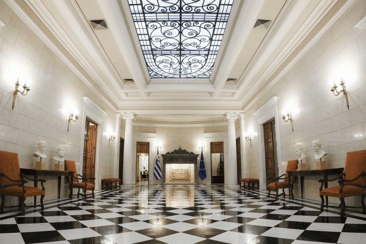 Coronavirus : Τι μέτρα αποφασίστηκαν στην κυβέρνηση, Τέλος οι πτήσεις για Ιταλία, Αυστηροποίηση ελέγχων για όσους παραβιάζουν τον νόμο