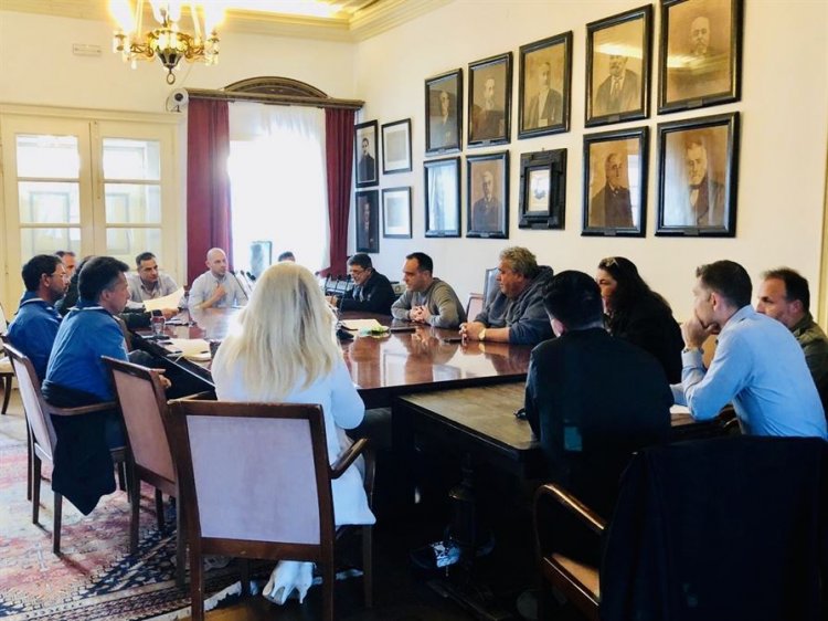 Δήμος Μυκόνου: Συστάθηκε τριμελής επιτροπή με στόχο την πρόληψη και αντιμετώπιση του κορωνοϊού στη Μύκονο