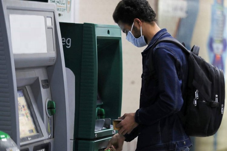 Coronavirus - Ένωση Τραπεζών: Δεν υπάρχει περιορισμός στις αναλήψεις μετρητών από τα ΑΤΜ