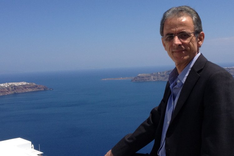 Coronavirus - Γιάννης Βλασερός: Η επέλαση του κορονοϊού στις Κυκλάδες και η αντιμετώπιση του