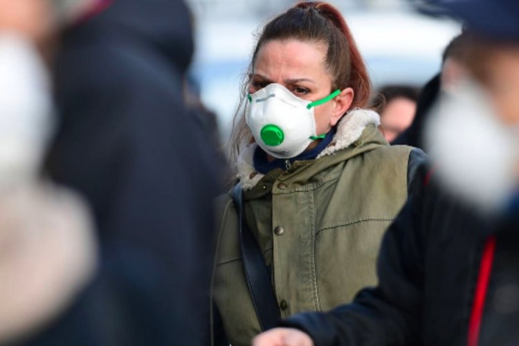 Coronavirus Pandemic: Ποιες μάσκες απαγορεύεται να φοράμε!! Αν δείτε άνθρωπο με μάσκα με βαλβίδα, τρέξτε 22 μέτρα μακριά!!