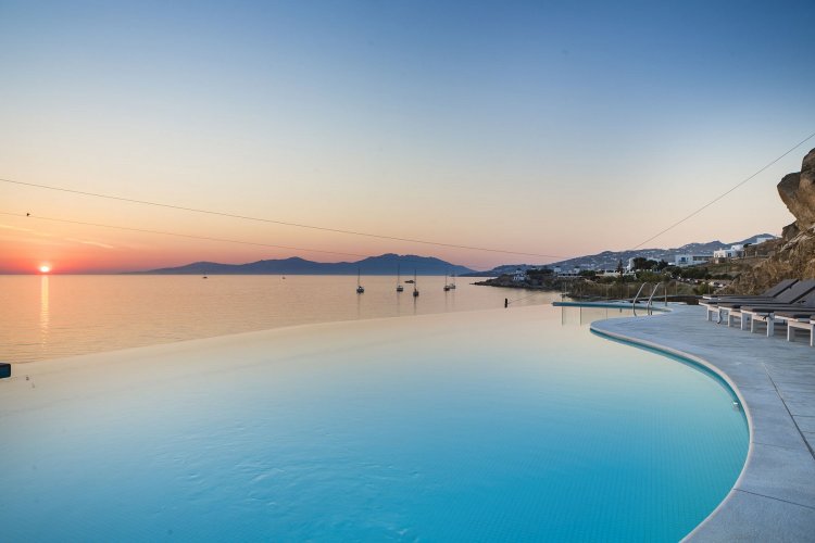 Coronavirus Travel - ΣΕΤΕ - ΞΕΕ: Στις 11 Μαΐου τα πρωτόκολλα λειτουργίας των ξενοδοχείων