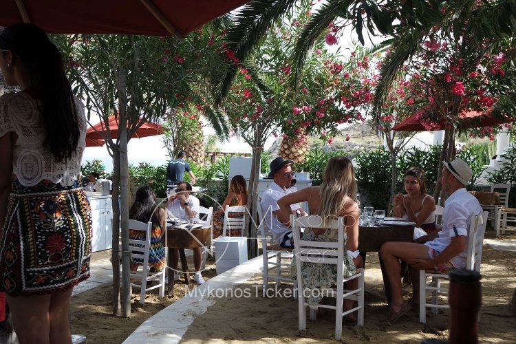 Coronavirus - Restaurants: Η κυβέρνηση ζητά από την Υγειονομική Επιτροπή να λειτουργήσει ξανά η Εστίαση από τις 25 Μαΐου