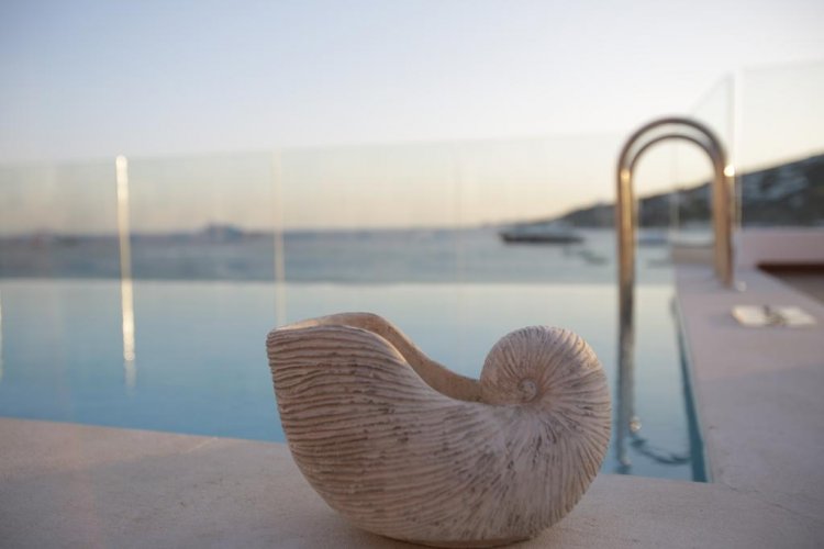 Coronavirus Travel - Τριήμερο Αγίου Πνεύματος: «Όχι» της κυβέρνησης σε πρόωρο άνοιγμα του Τουρισμού!!