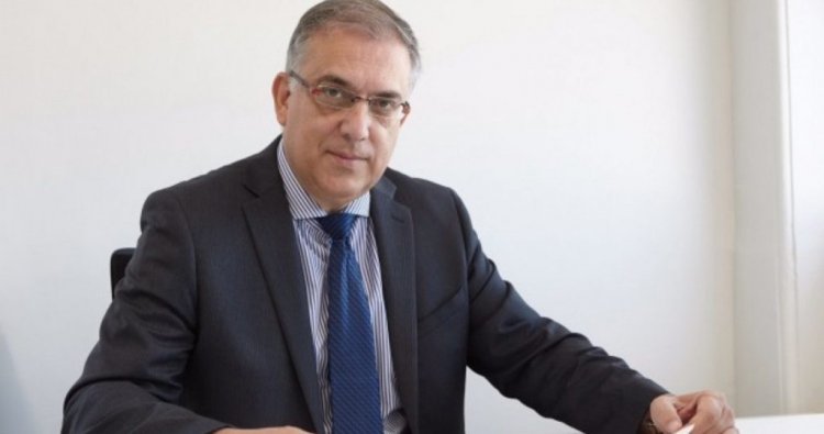 Coronavirus in Greece-Θεοδωρικάκος: Μειωμένο ωράριο σε δημόσιο για γονείς με παιδιά στο σχολείο