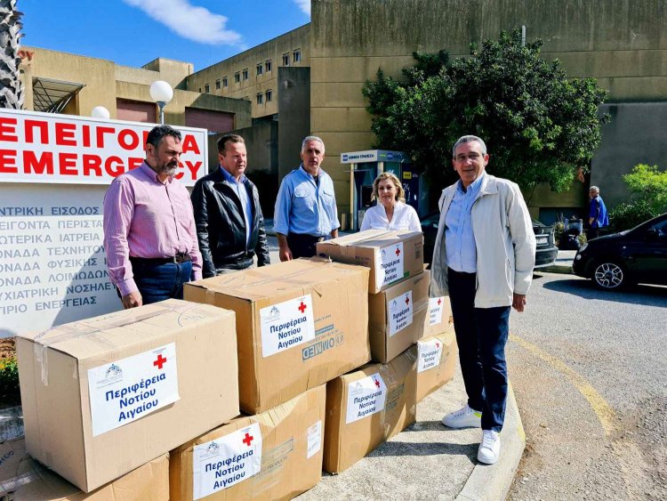 Aegean Islands: Με ασπίδες προσώπου και μάσκες υψηλής προστασίας η Περιφέρεια συνεχίζει την ενίσχυση του Νοσοκομείου Ρόδου