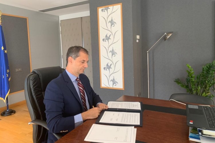 Tourism Policy: Υπογραφή κοινού προγράμματος δράσης Ελλάδας-ΗΑΕ στον τομέα του τουρισμού από τον Χ. Θεοχάρη