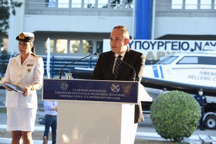 Coast Guard: Παραδόθηκε το πρώτο περιπολικό σκάφος νοσηλείας του Λιμενικού