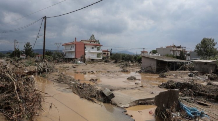 Θεομηνία στην Εύβοια: Πέντε νεκροί και δύο αγνοούμενοι από τις πλημμύρες