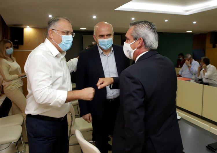 Aegean Islands - Γ. Χατζημάρκος: “Η νησιωτική Ελλάδα δεν μπορεί πια να λειτουργεί με τους κανόνες της ηπειρωτικής χώρας”