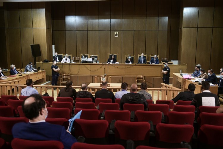 Golden Dawn trial: Στη φυλακή το διευθυντήριο της Χρυσής Αυγής!! Ποιοι πέντε βουλευτές αφέθηκαν ελεύθεροι!! Σε ποιες φυλακές θα οδηγηθούν!!