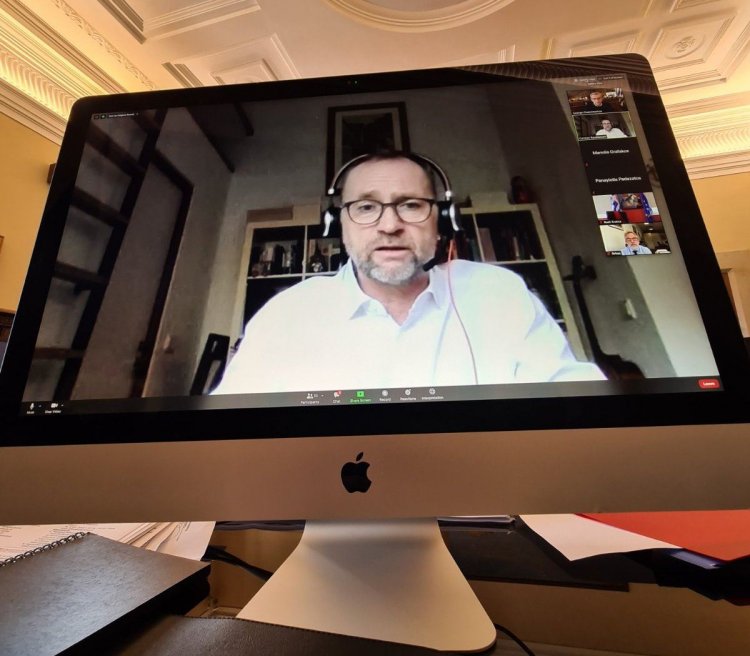 Aegean Islands: «Πράσινα νησιά» και διαχείριση αποβλήτων στην ατζέντα της τηλεδιάσκεψης του Περιφερειάρχη με τον Carsten Rasmussen