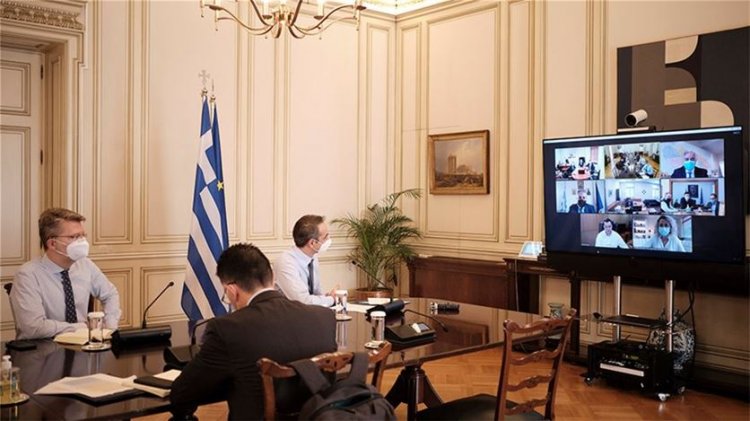 Coronavirus - Doctors in ICUs: Αορίστου χρόνου όλοι οι γιατροί που εργάζονται στις ΜΕΘ – Τι προανήγγειλε ο Μητσοτάκης