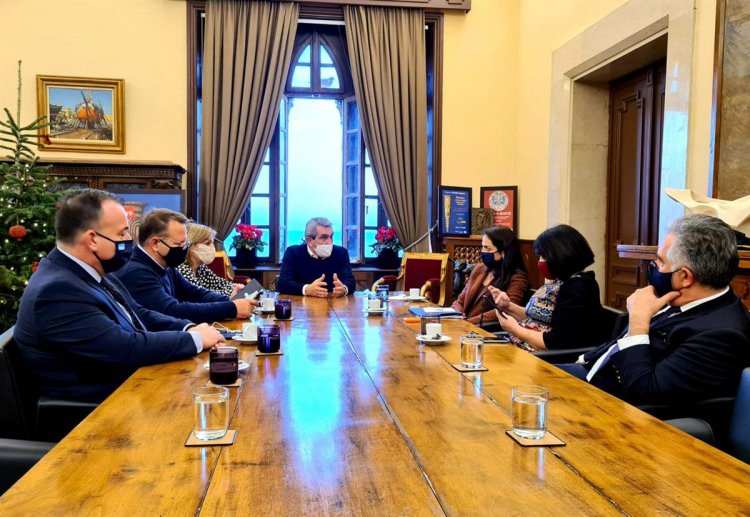 Aegean Islands: Η στήριξη των ευπαθών κοινωνικών ομάδων των νησιών του Ν. Αιγαίου, στο επίκεντρο της συζήτησης Χατζημάρκου - Μιχαηλίδου