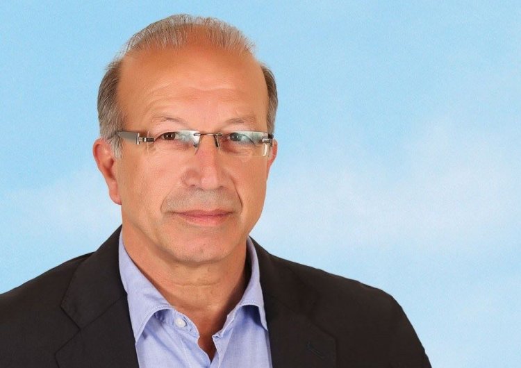 Λεονταρίτης προς Σιώτο: Δεν υπάρχει καμία νομική και θεσμική βάση προκειμένου η πολιτική ηγεσία ενός θεσμού να εντέλλει έκδοση ή ανάκληση υπηρεσιακών αποφάσεων