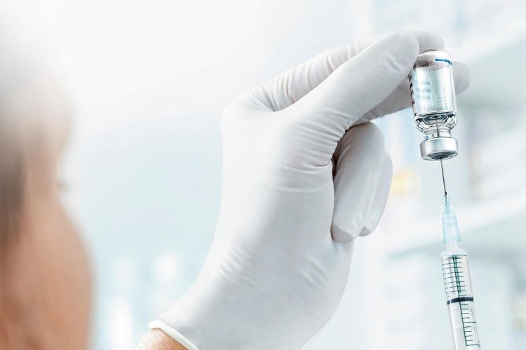 Covid-19 Vaccination: Ευπαθείς ομάδες!! Ποιοι & πότε θα εμβολιαστούν [Λίστα]