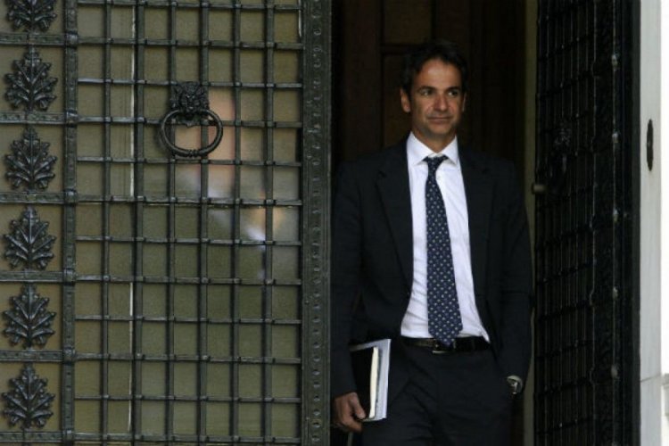 Scenarios for the elections: Αξιολογούν ημερομηνίες στο Μαξίμου!! Τα σενάρια περί πρόωρης κάλπης επανέρχονται στο προσκήνιο!!