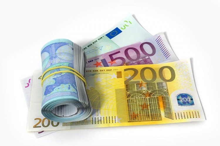 Tax and Taxation: Ποιοι απαλλάσσονται από την εισφορά αλληλεγγύης και το 2022