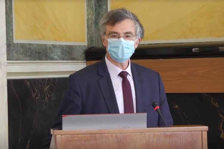 Coronavirus Pandemic - Τσιόδρας: Εφαρμογή μέτρων μέχρι να ολοκληρωθούν οι εμβολιασμοί!! Μία στις 100.000 πιθανότητα θρόμβωσης από το AstraZeneca!!