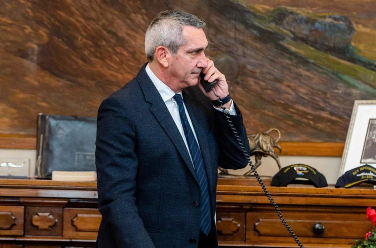 Reuters-Greece opens to tourists: Η Ελλάδα ανοίγει για τους τουρίστες και ελπίζει για καλύτερο καλοκαίρι από το 2020