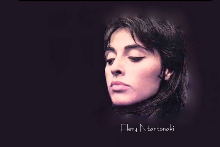 Christ's Passion: Σπάνιο και αισθαντικό!! Η Φλέρυ Νταντωνάκη ερμηνεύει το «Ω γλυκύ μου Έαρ» [Video]