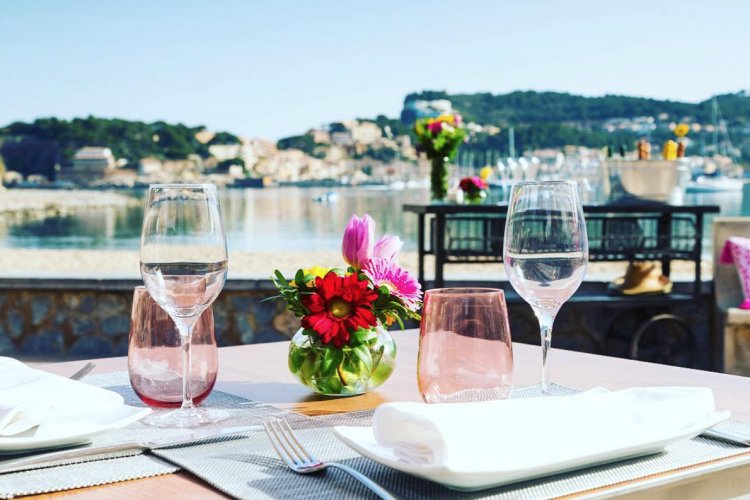 Reopening of Restaurants: Πρεμιέρα σήμερα για την εστίαση!! Πώς θα λειτουργήσουν Εστιατόρια, Καφέ [Όλα τα Μέτρα και τα Πρόστιμα]