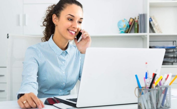 Minimum Wages in Public Sector: Στα 910 ευρώ ο βασικός μισθός στο δημόσιο - Αναπροσαρμογή αποδοχών σε ενστόλους και ειδικά μισθολόγια