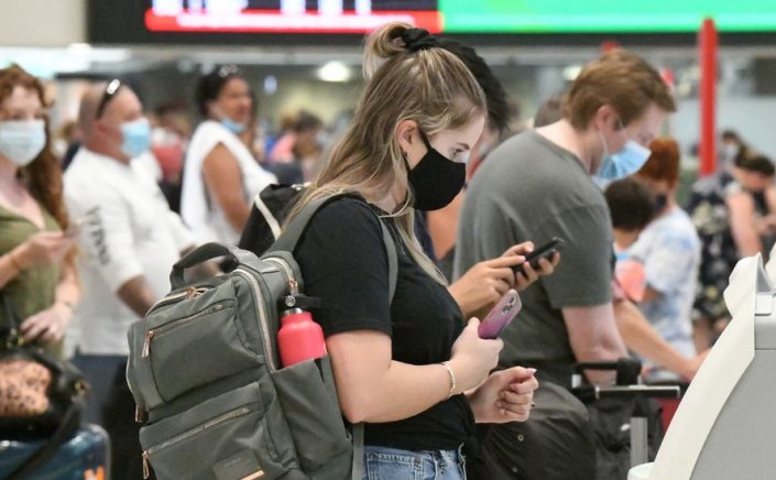 Quarantine-free travel : Διακοπές στην Ελλάδα από 19 Ιουλίου χωρίς καραντίνα κατά την επιστροφή στη Βρετανία - Πιέζουν οι υπουργοί για διεύρυνση της πράσινης λίστας