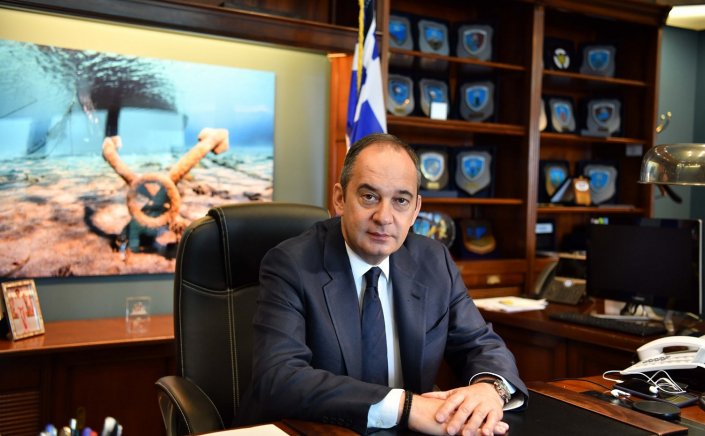 Shipping Minister Plakiotakis: Η δήλωση υγείας είναι υποχρεωτική!! Στο 85% η πληρότητα των πλοίων [Video]