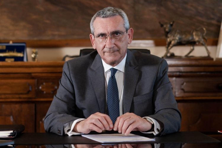 Aegean Islands- Mykonos: Προκηρύσσεται από την Περιφέρεια  ο διαγωνισμός για την επισκευή γηπέδων μπάσκετ – βόλεϊ Χώρας Μυκόνου