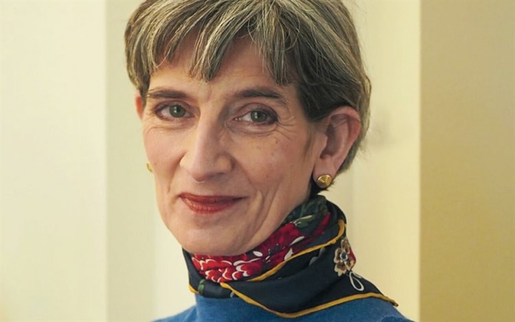 UK Ambassador: Βρετανίδα πρεσβευτής: Σύντομα η Ελλάδα στην "πράσινη" λίστα της Βρετανίας