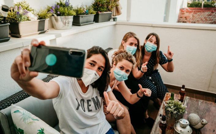 Coronavirus Disease: Εκ νέου Μάσκες παντού μετά την αύξηση κρουσμάτων, στην Επιτροπή Λοιμωξιολόγων!! Πολύ πιθανό να φτάσουμε 3000 κρούσματα!!