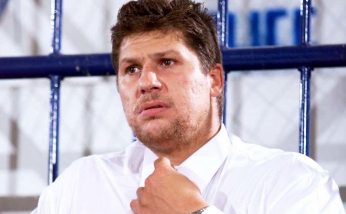 Paros:  Με αεροσκάφος του ΕΚΑΒ μεταφέρεται στην Αθήνα ο Φάνης Χριστοδούλου,  μετά από σοβαρό τροχαίο που είχε στην Πάρο