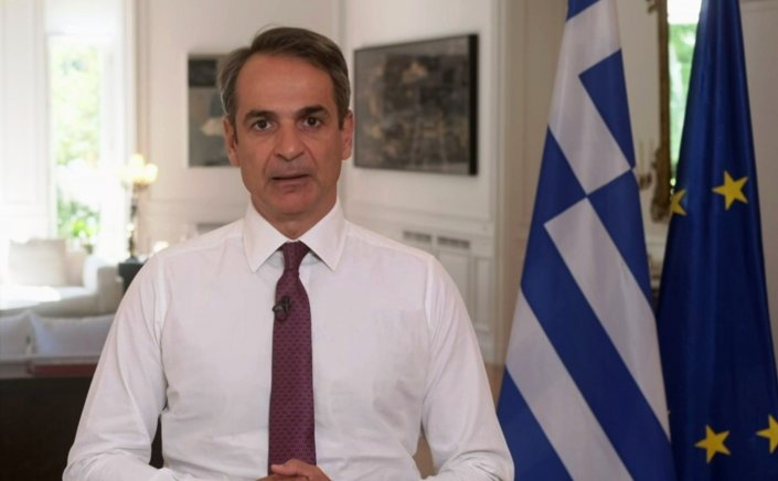 Coronavirus vaccination: PM Mitsotakis announces obligatory vaccination of staff in public and private health care