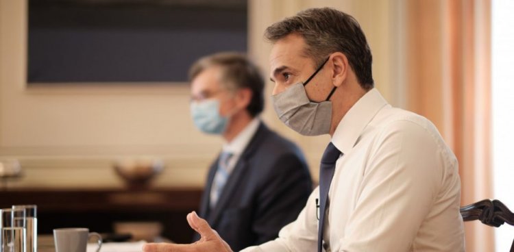 Coronavirus disease: «Καμπανάκι» Τσιόδρα για Νότιο Αιγαίο, Αττική και Κρήτη αυξητική τάση κρουσμάτων – Χώροι διασκέδασης και συναθροίσεις οι αιτίες