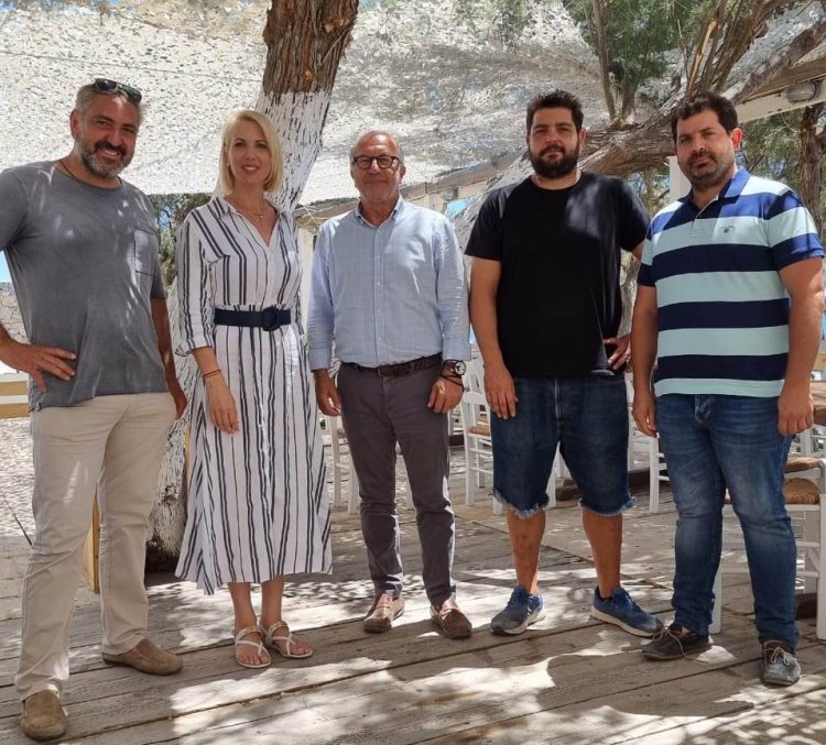 MP Katerina Monogiou: Η Κατερίνα Μονογυιού στις Μικρές Κυκλάδες  - Τα προβλήματα όλων μας είναι κοινά και ο αγώνας μου θα είναι συνεχής για να δώσω λύσεις