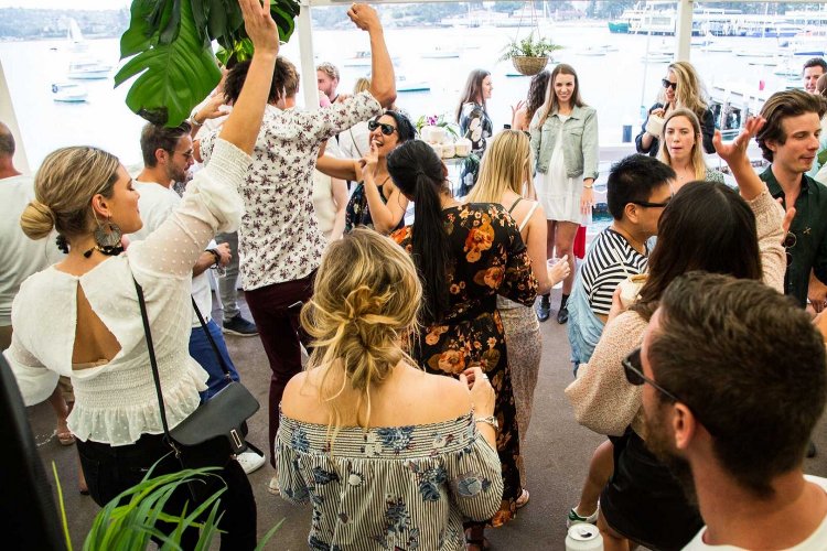 Coronavirus Mykonos: Πώς εντοπίστηκαν οι 7 βίλες των κορονοπάρτι [Video]