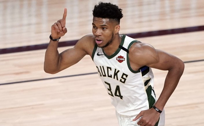 Fire in Attica: Νέα πρωτοβουλία Αντετοκούνμπο!! Προσφέρει επιπλέον δωμάτια για τους πληγέντες απ' τις φωτιές!!