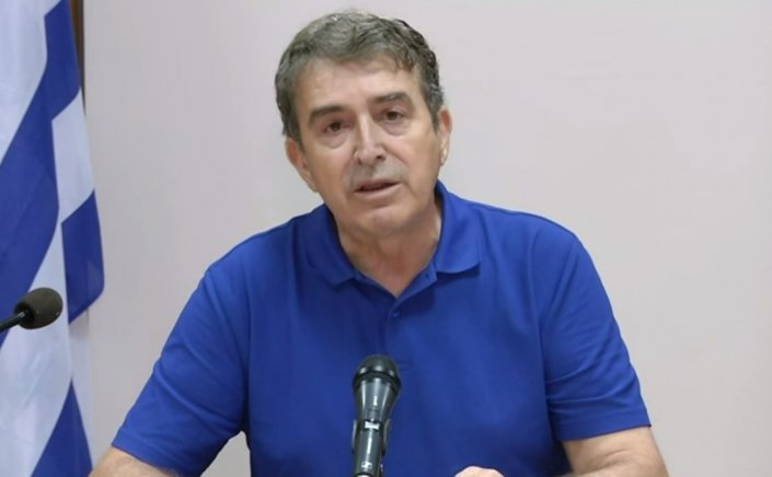 Fire in Keratea - Χρυσοχοΐδης: «Βελτιωμένη η κατάσταση στη Λαυρεωτική, μάχη να μη φτάσει η φωτιά στα Βίλια»